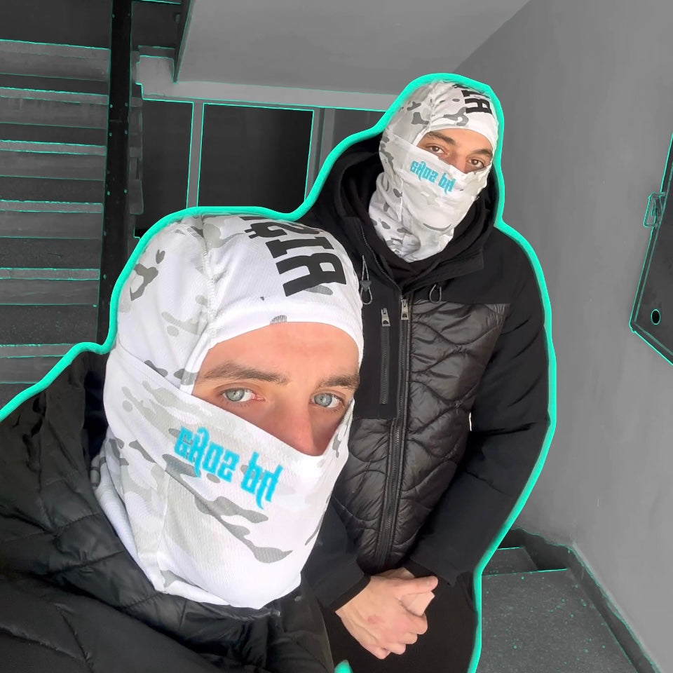 Маска “RI$K TAK€RS"