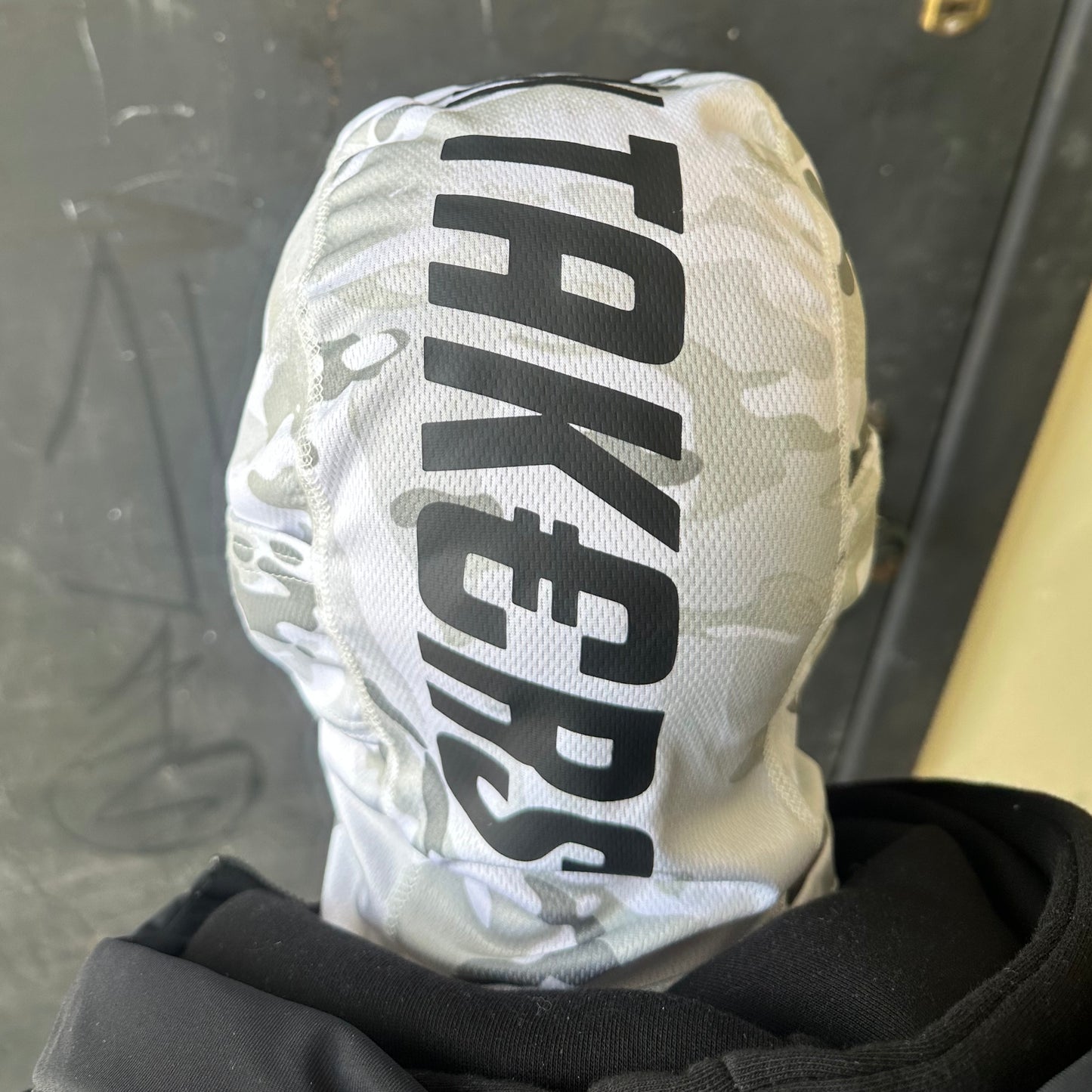 Маска “RI$K TAK€RS"
