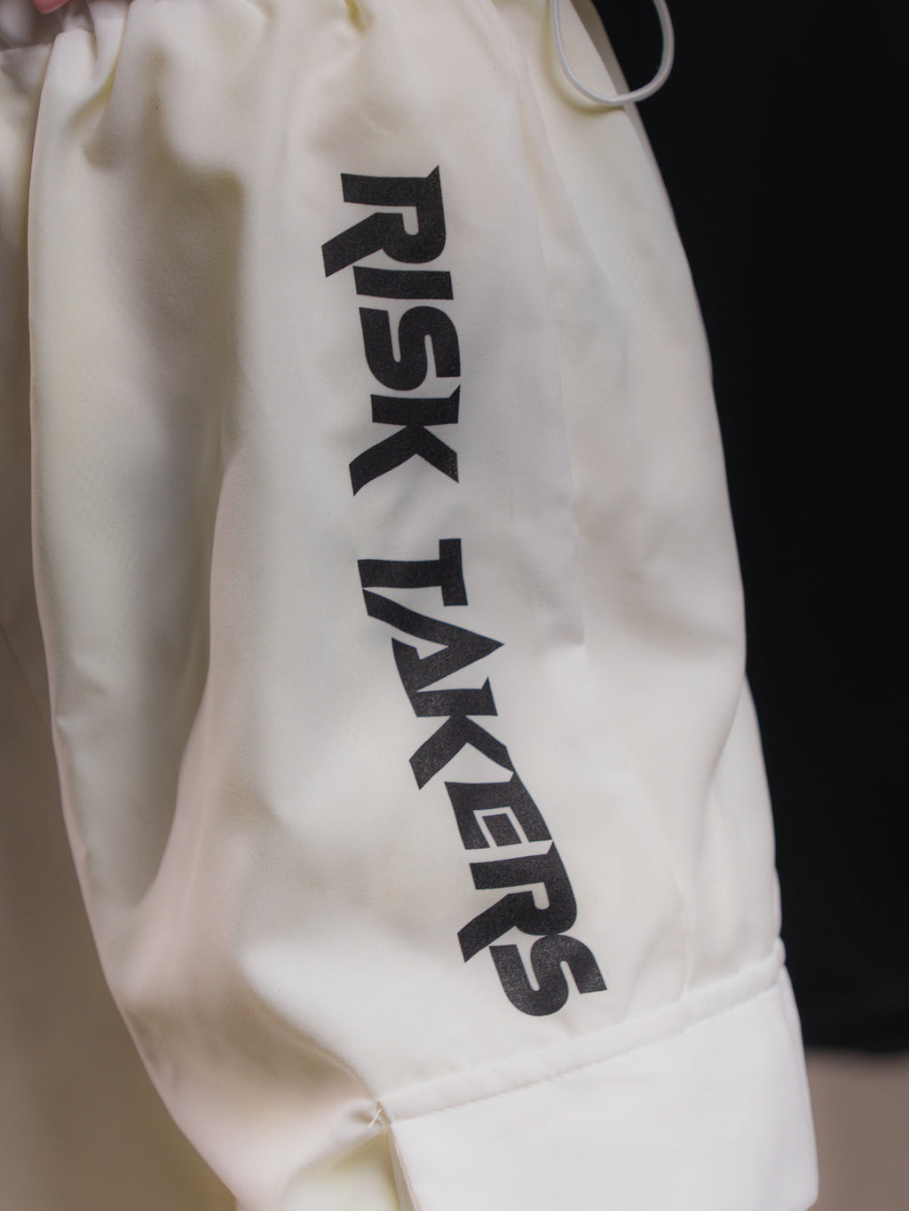Женски екип "RI$K TAK€RS" - Premium White